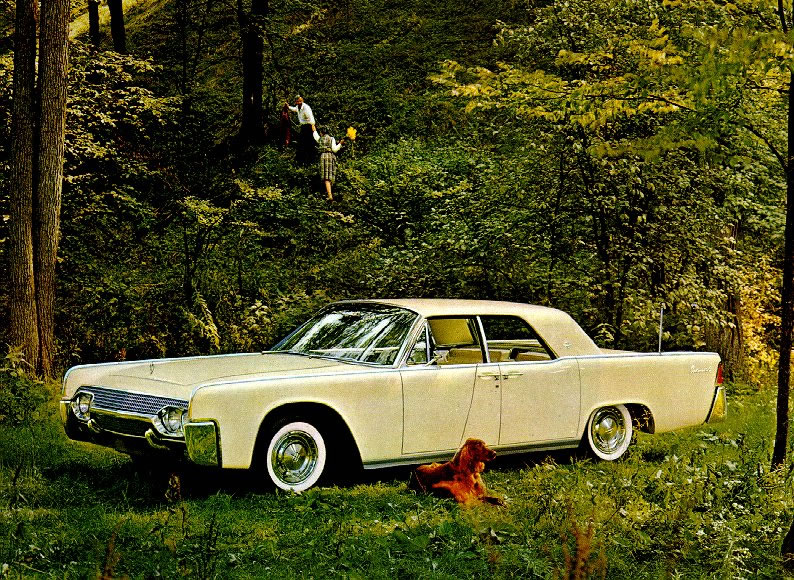 1961 Lincoln Continental Brochure Page 9